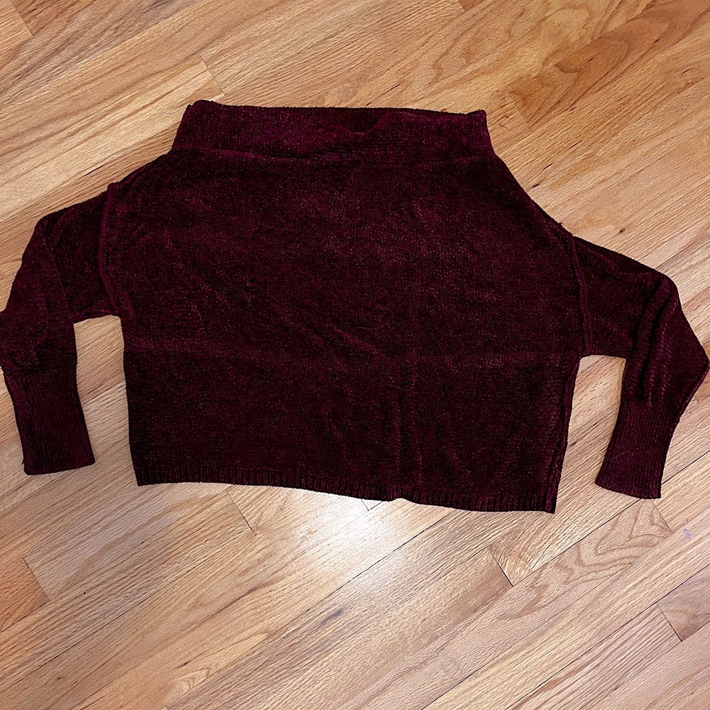 FREE PEOPLE Merlot Cropped Sweater soft feel size small